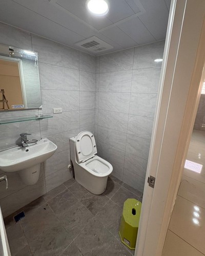 高雄大樓整層翻新, 高雄貼磁磚, 高雄油漆, 高雄水電工程, 高雄中古屋翻新, 高雄舊屋翻新, 高雄房屋修繕, 高雄浴室整修,
高雄房屋修繕, 高雄泥作, 高雄洗石子,抿石子, 高雄泥作工, 高雄泥作師傅, 高雄砌磚