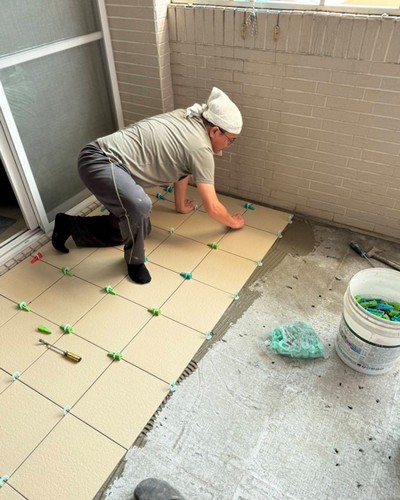 高雄苓雅區磁磚工程, 高雄苓雅區貼壁地磚, 高雄苓雅區貼磁磚, 高雄苓雅區貼地磚, 高雄苓雅區貼壁磚, 高雄苓雅區磁磚修補, 高雄苓雅區貼地磚, 高雄苓雅區貼磁磚, 高雄苓雅區地板重新鋪設