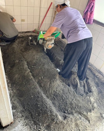 高雄美濃磁磚工程, 高雄美濃貼壁地磚, 高雄美濃貼磁磚, 高雄美濃貼地磚, 高雄美濃貼壁磚, 高雄美濃磁磚修補, 高雄美濃貼地磚, 高雄美濃貼磁磚, 高雄美濃地板重新鋪設