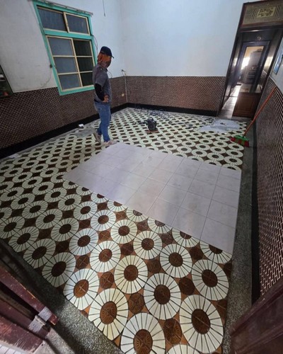 高雄磁磚修繕, 高雄地磚隆起, 高雄地磚翻新, 高雄貼磁磚師傅, 高雄磁磚工程, 高雄貼壁地磚, 高雄貼磁磚, 高雄貼地磚, 高雄貼壁磚, 高雄磁磚修補, 高雄貼地磚, 高雄貼磁磚, 高雄地板重新鋪設